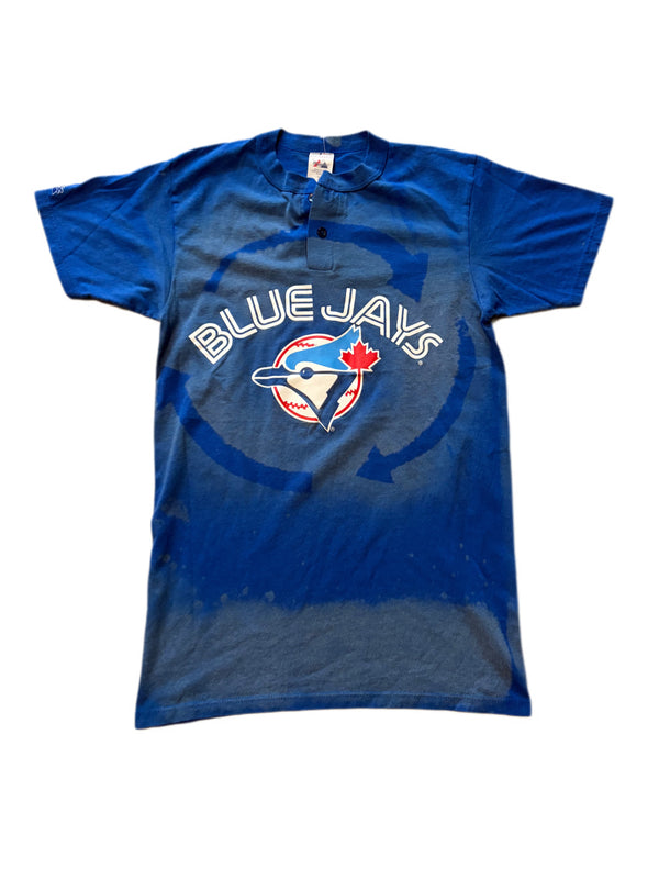 VINTAGE 90'S MAJESTIC TORONTO BLUE JAYS HENLEY-STYLE COLLAR SCREAMING JAY GRAPHIC TEE