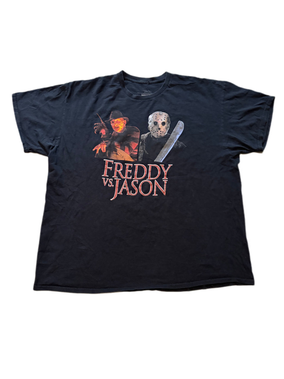 VINTAGE FREDDY VS JASON GRAPHIC TEE