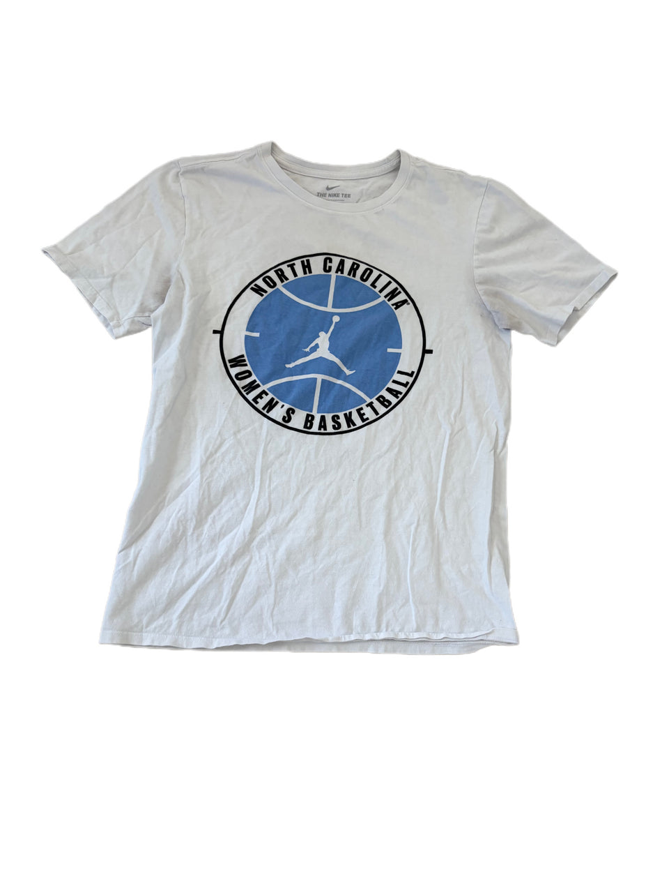 J0RDAN BRAND UNC WOMEN'S BASKETBALL GRAPHIC LOGO SHIRT