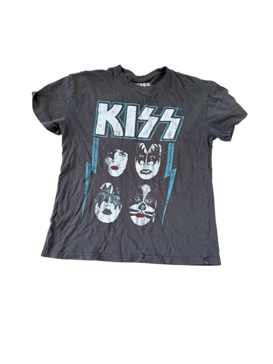 GRAY KISS GRAPHIC PROMINENT LOGO SHIRT