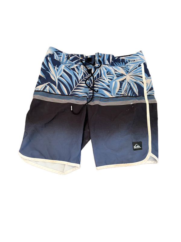 QUIKSILVER SURFSILK DIVISION SCALLOP BOARDSHORTS