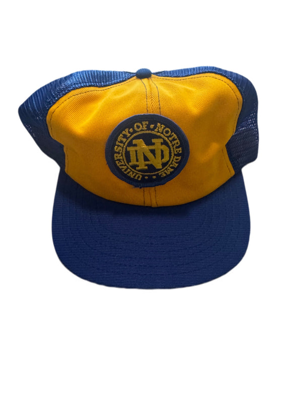VINTAGE 90'S NOTRE DAME FIGHTING IRISH SNAPBACK CAP