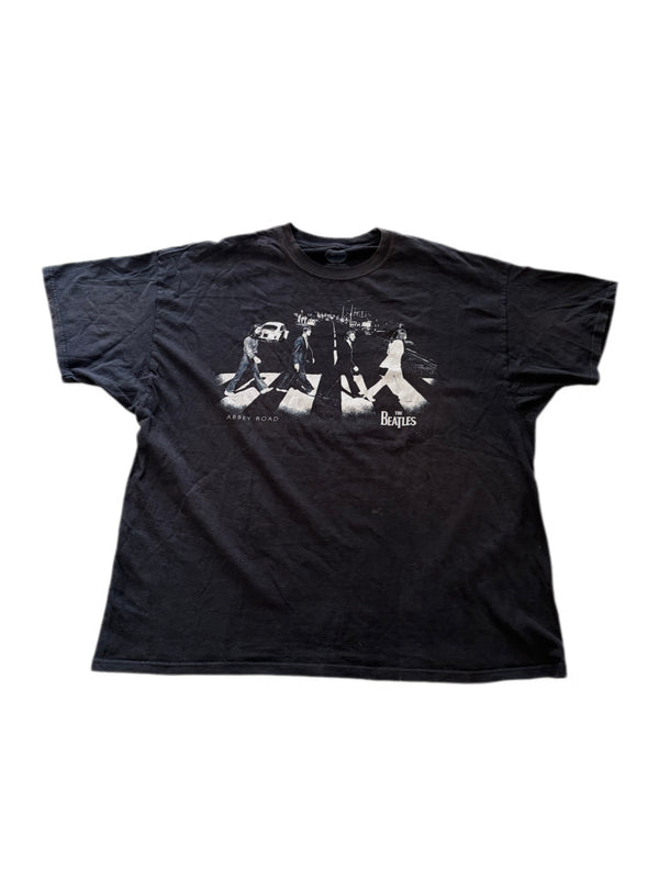 THE BEATLES ABBEY ROAD GRAPHIC TEE