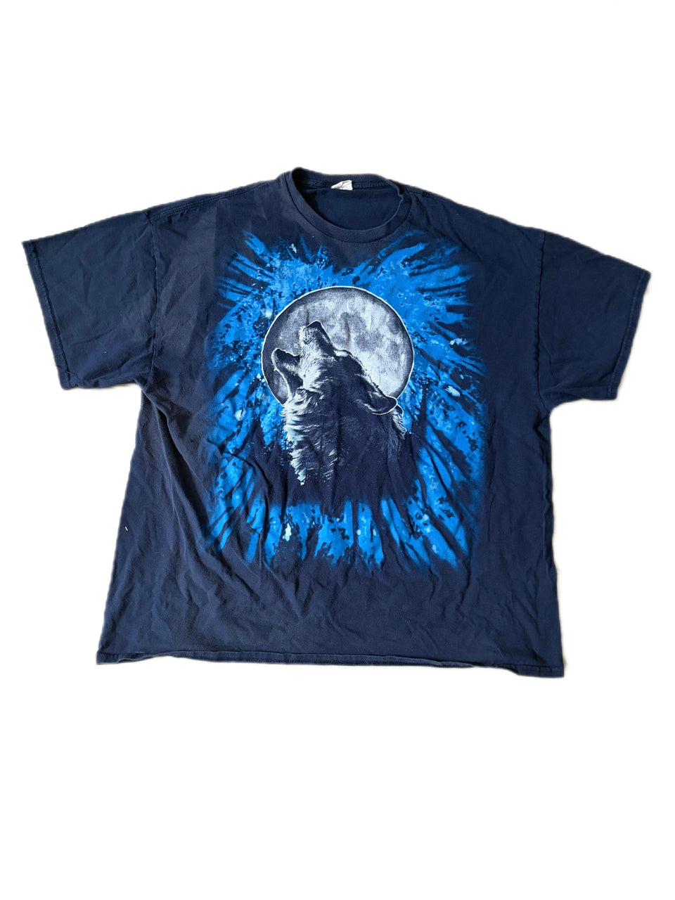 VINTAGE Y2K GILDAN WOLF TEE