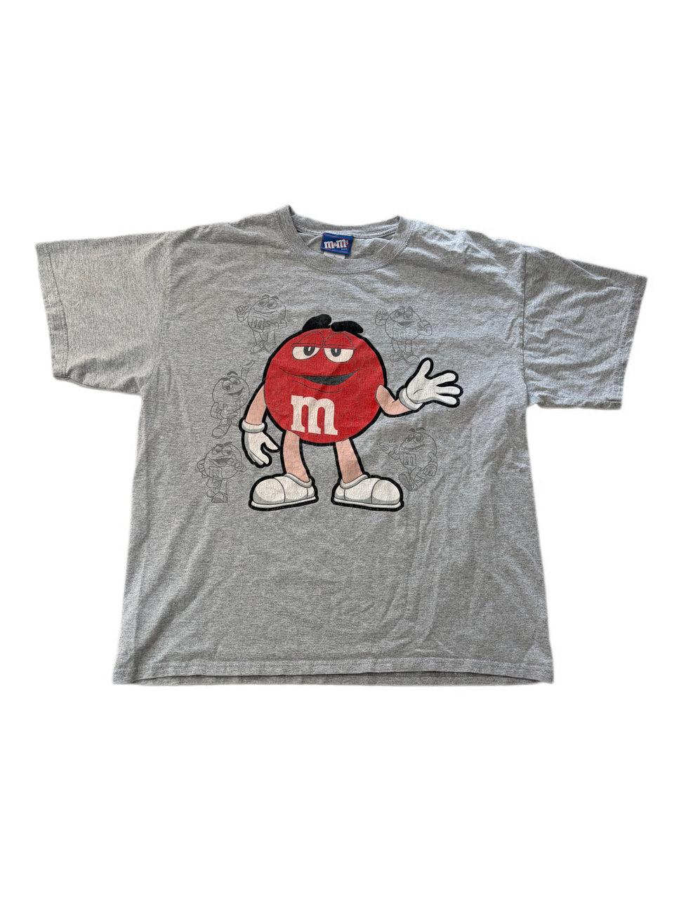 M AND M GRAPHIC TEE