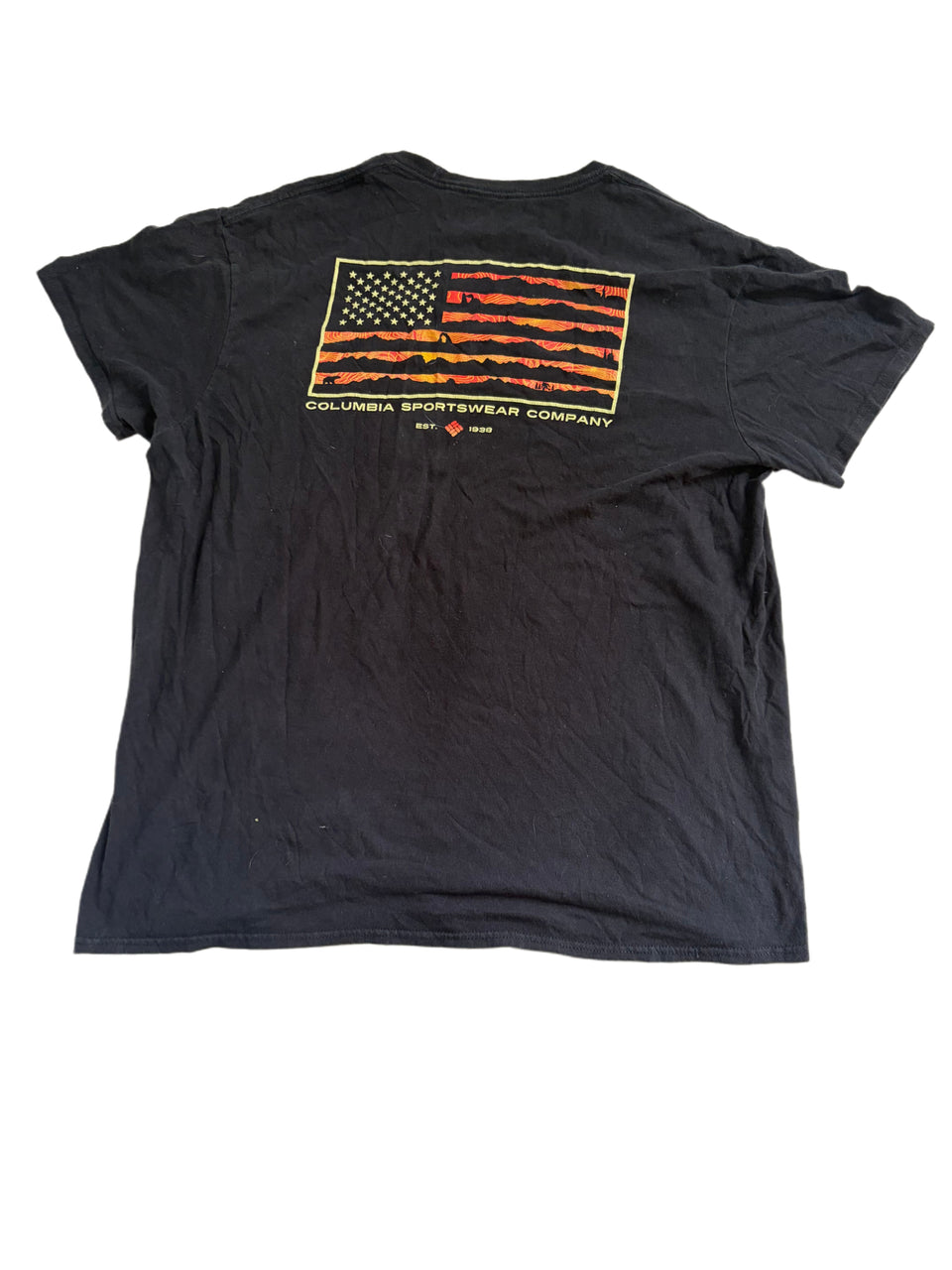 COLUMBIA TREJO GRAPHIC TEE